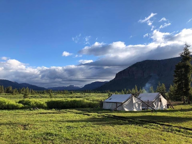 Yellowstone Outfitters - Photo 4