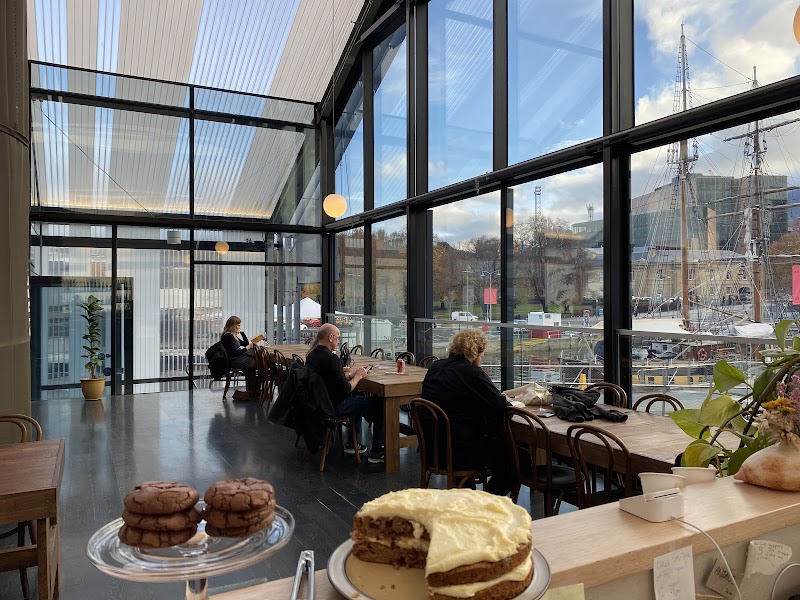 Rosie in My Midnight Dreams