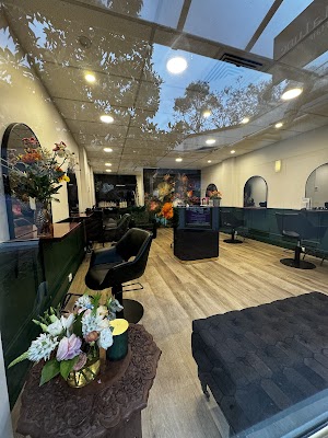 La Lune Hair photo 2