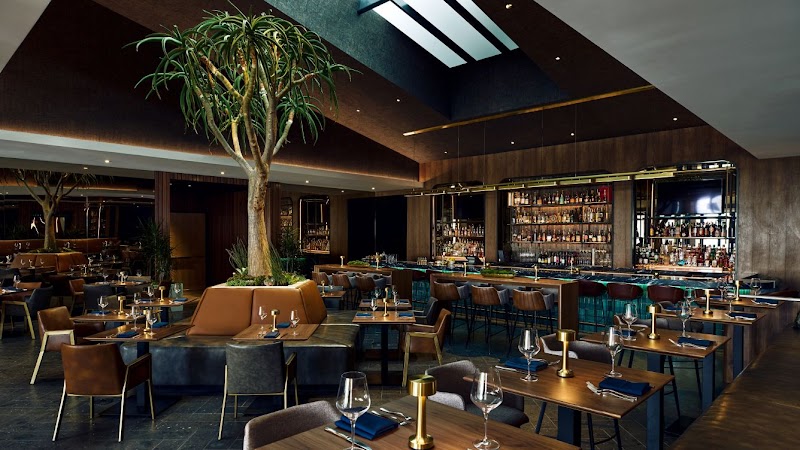 VIEW Restaurant & Lounge