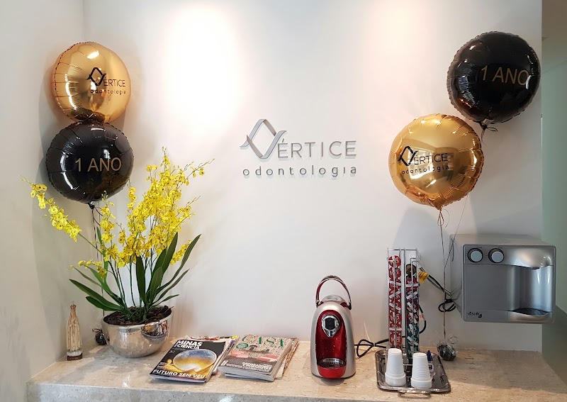 Implante dentário e Invisalign - Vértice Odontologia - foto 3