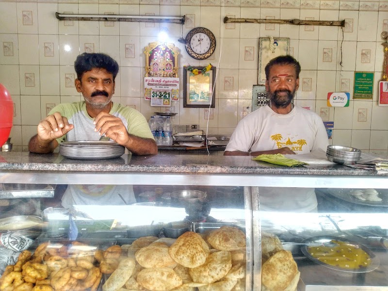 Saravana Hotel