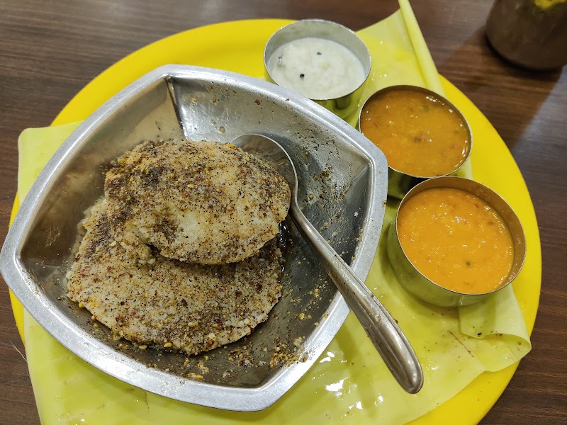Saravana Hotel