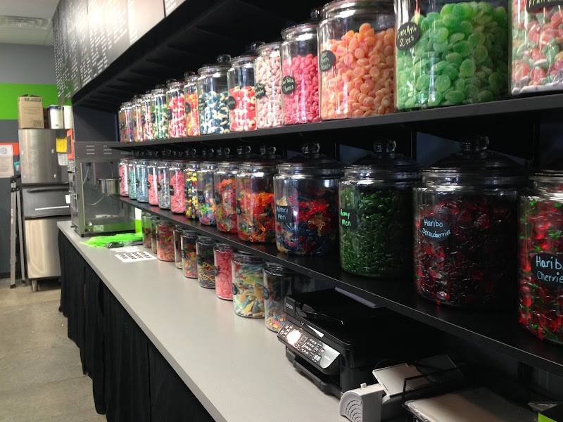 Flying Pig Treat Shop photo 1