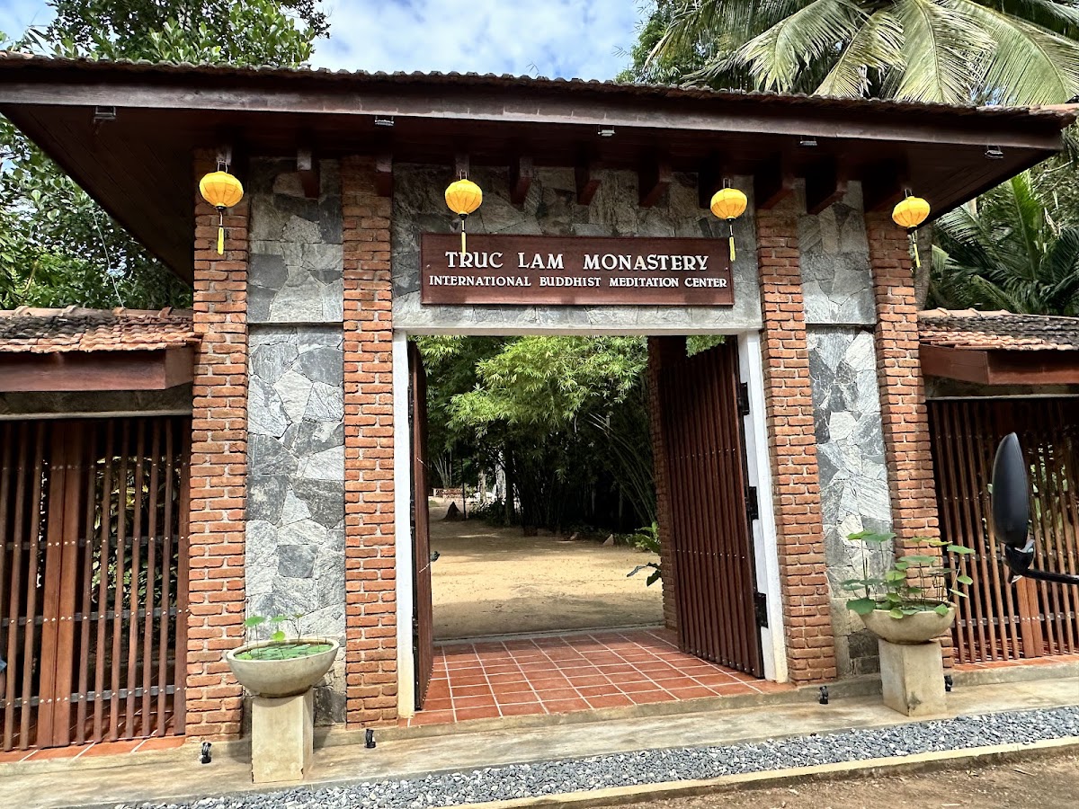 Truc Lam Monastery — 3