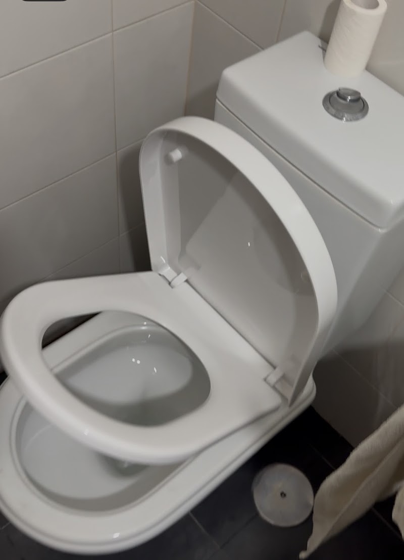 Instaladora Sanitaria Fernando Pena photo 2