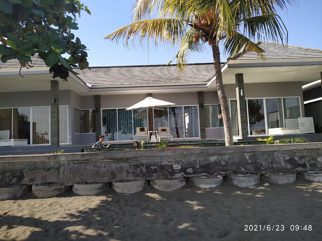 Koko Beach Villas