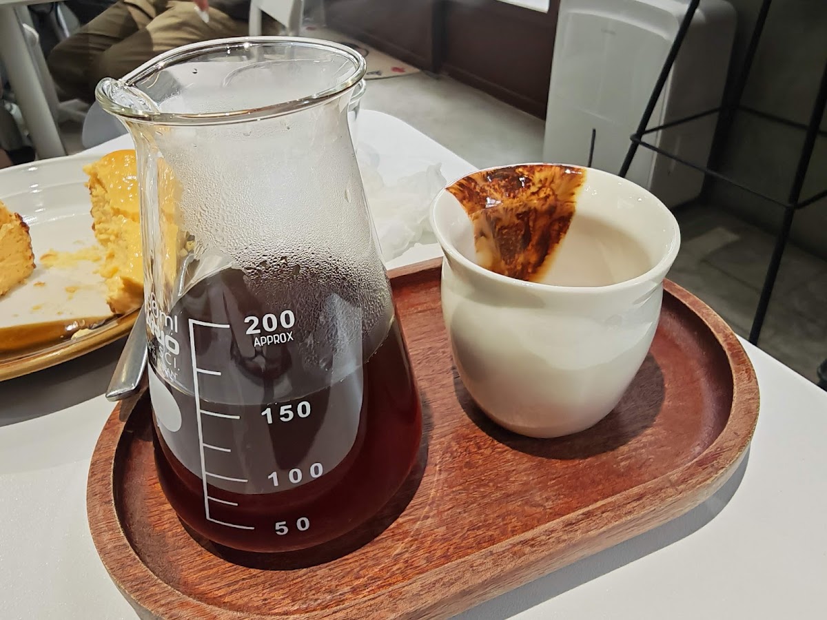 April coffee lab photo 3
