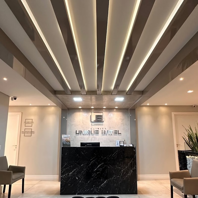 Dra. Fernanda Baboni | Harmonização Facial em Curitiba | Facetas de Resina - foto 2