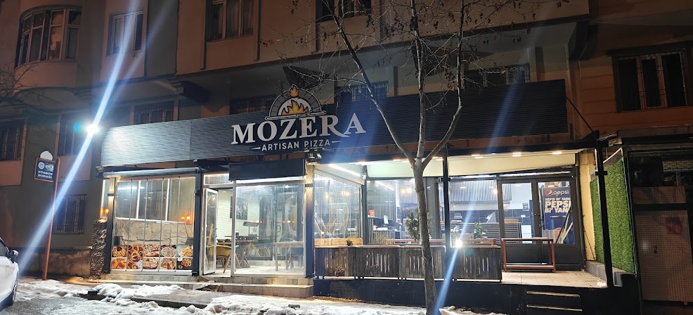 Mozera pizza fotoğraf 1