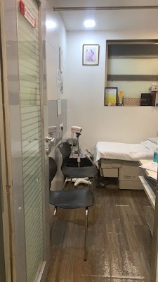 Dr Manjiri Kawde - Image 3