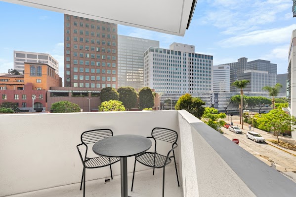 Royal Palace Westwood Hotel