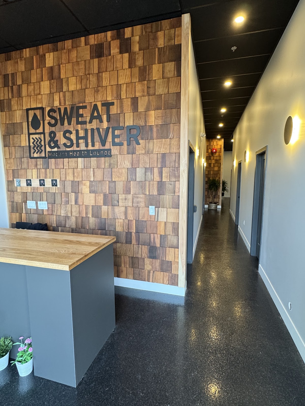 SWEAT & SHIVER - Private Sauna & Cold Plunge Suites in 2777 Gladwin Rd #105, Abbotsford, BC V2T 4V1, Canada