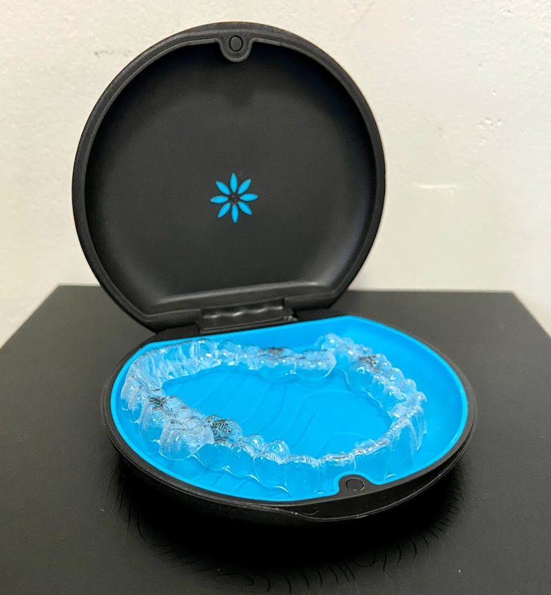 Dr. Rafael Siqueira - OrtoSiqueira - Ortodontia fixa/ Alinhadores INVISALIGN®/ Alinhadores SELF® - COPACABANA - foto 4