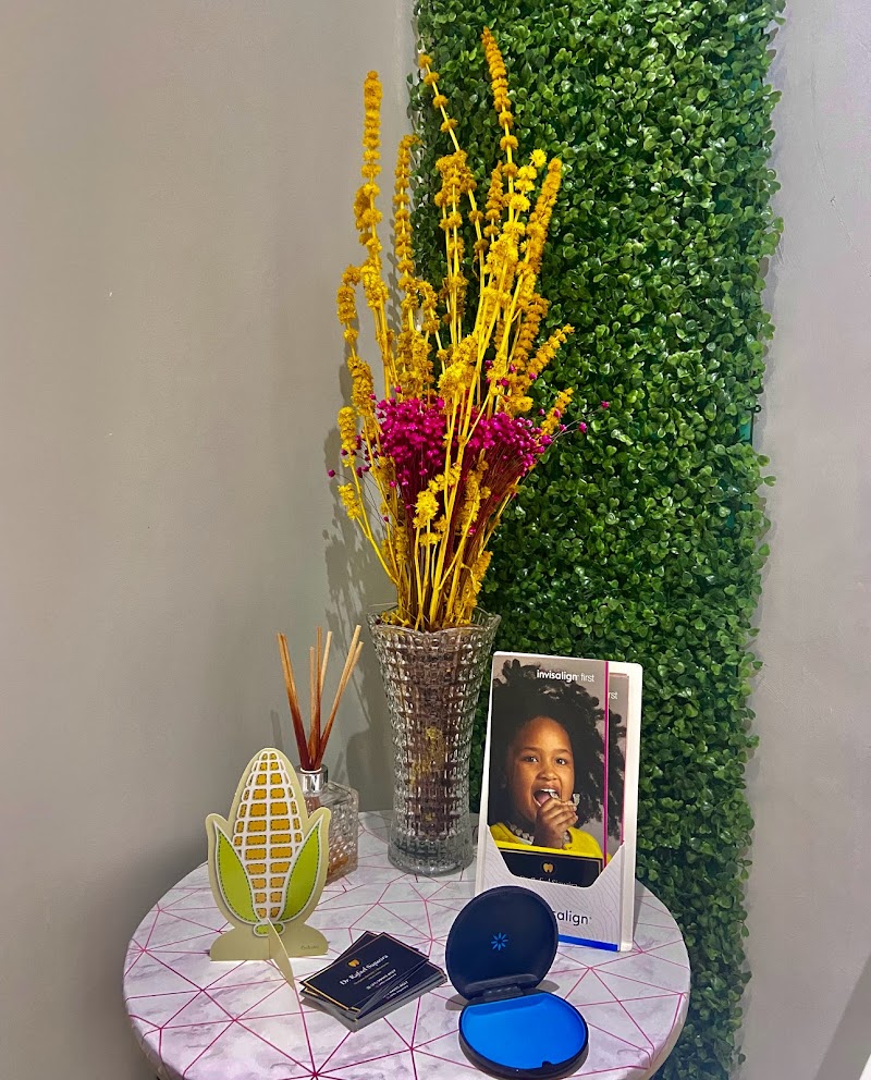 Dr. Rafael Siqueira - OrtoSiqueira - Ortodontia fixa/ Alinhadores INVISALIGN®/ Alinhadores SELF® - COPACABANA - foto 3