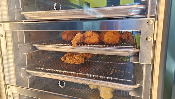 Mikhael Fried Chicken - Photo 1