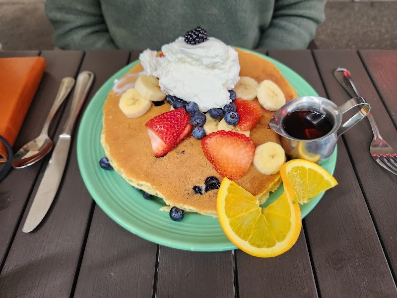 Four Sisters Cafe photo 4