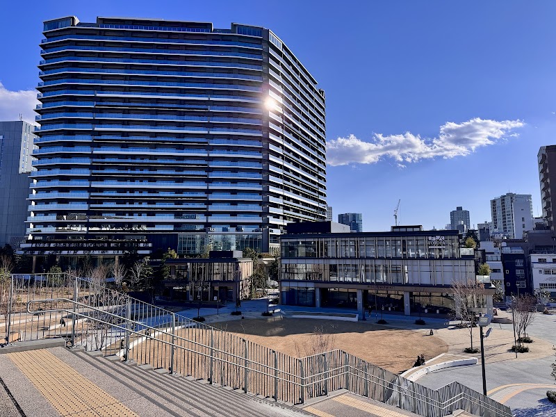 TOTOPA 都立明治公園店 2