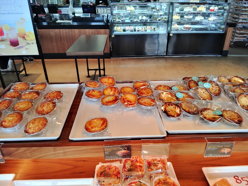 85°C Bakery Cafe - San Antonio photo 2