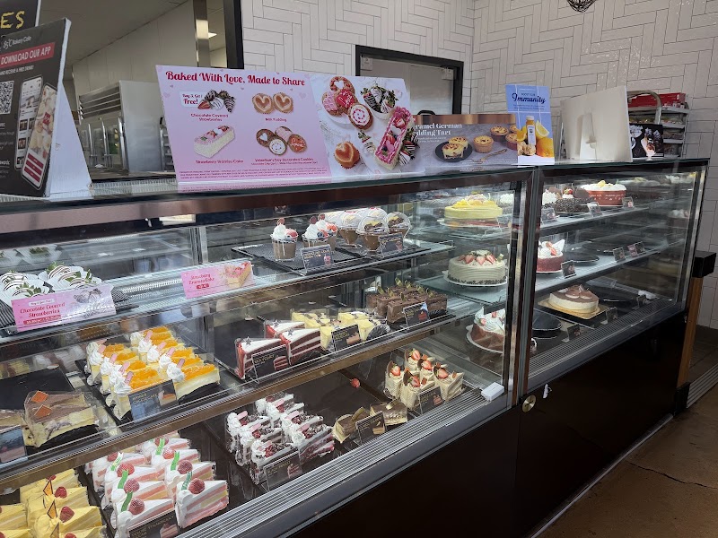 85°C Bakery Cafe - San Antonio photo 3