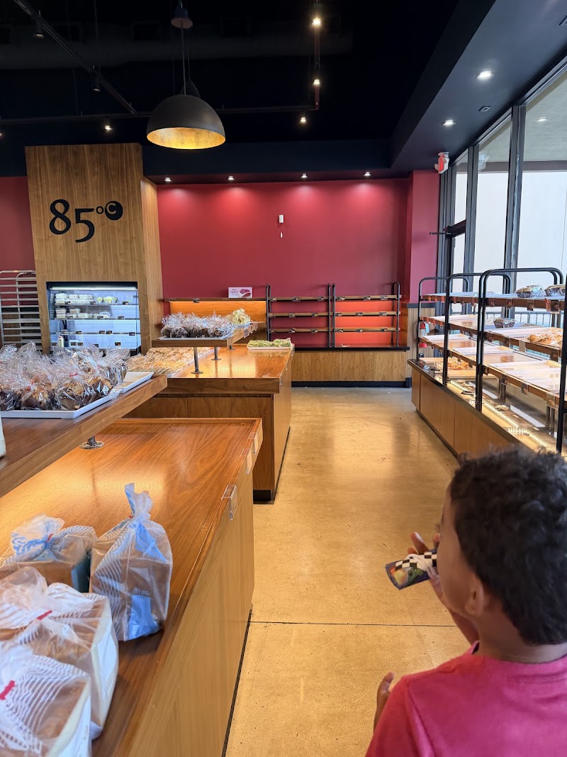 85°C Bakery Cafe - San Antonio photo 4