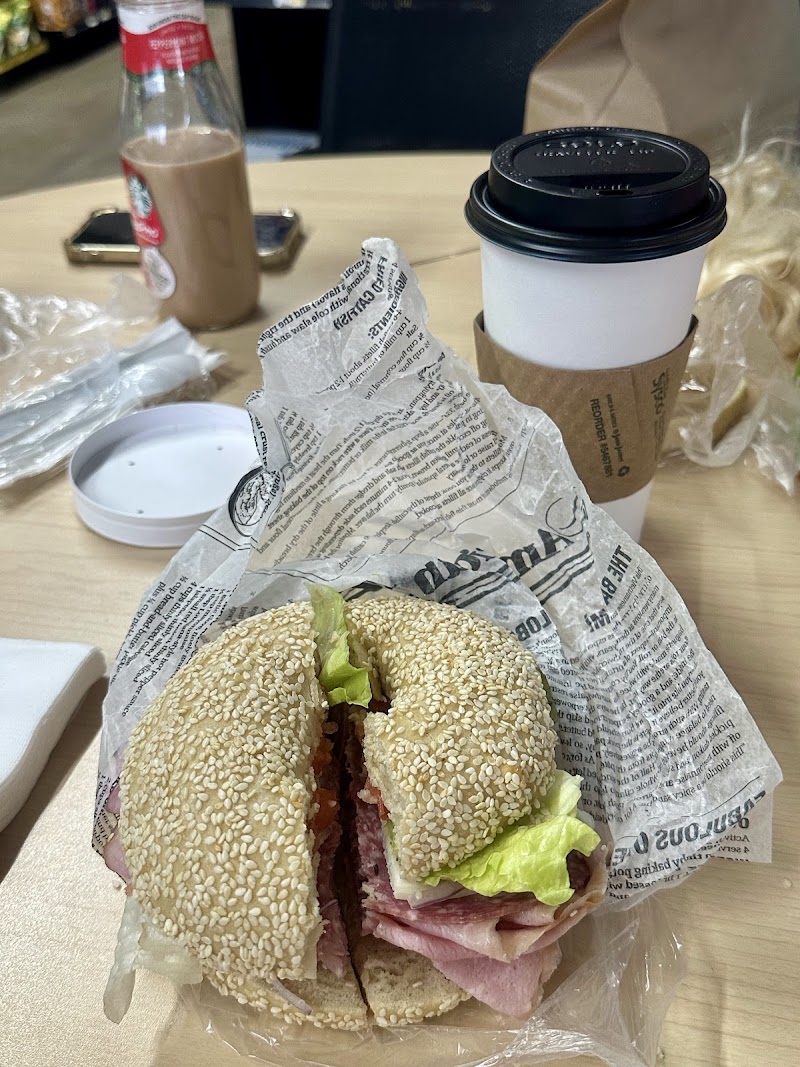 Day Tripper Bagel Company photo 2