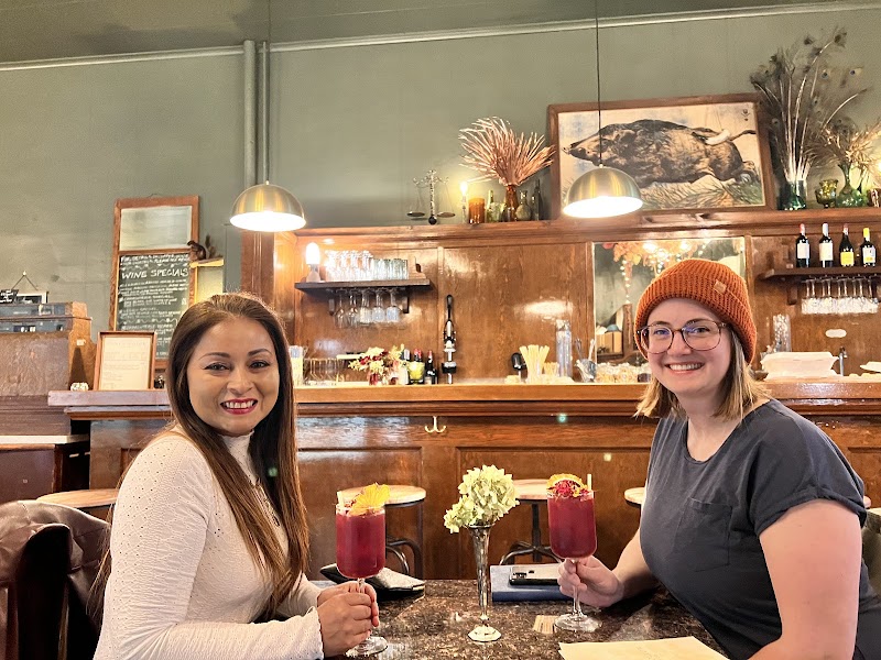 Hive & Hollow photo 1