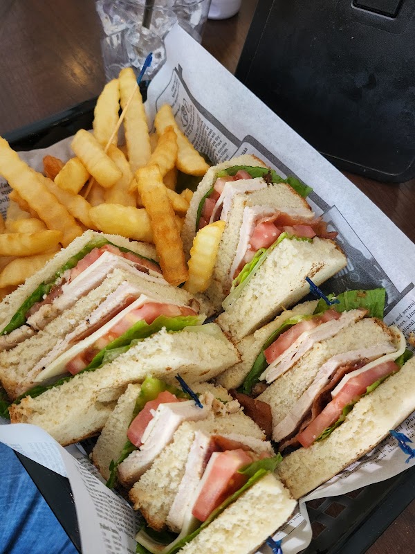 Smugglers Island Eats and Rum Shack photo 2