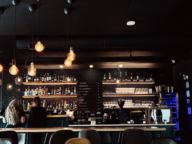 LOLI Café & Lounge photo 4
