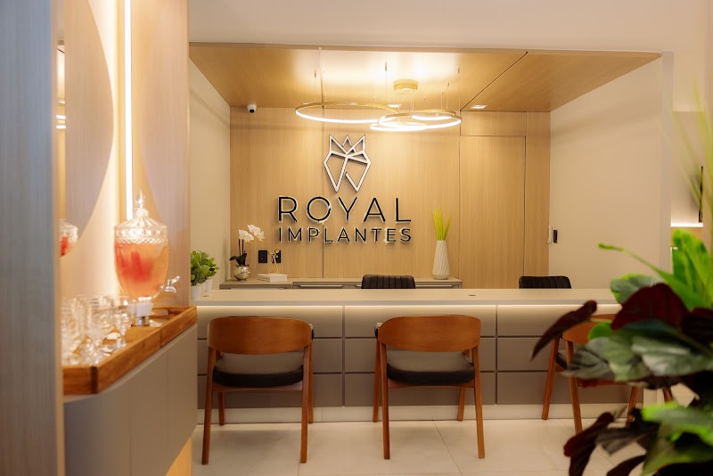 Royal Implantes - foto 4