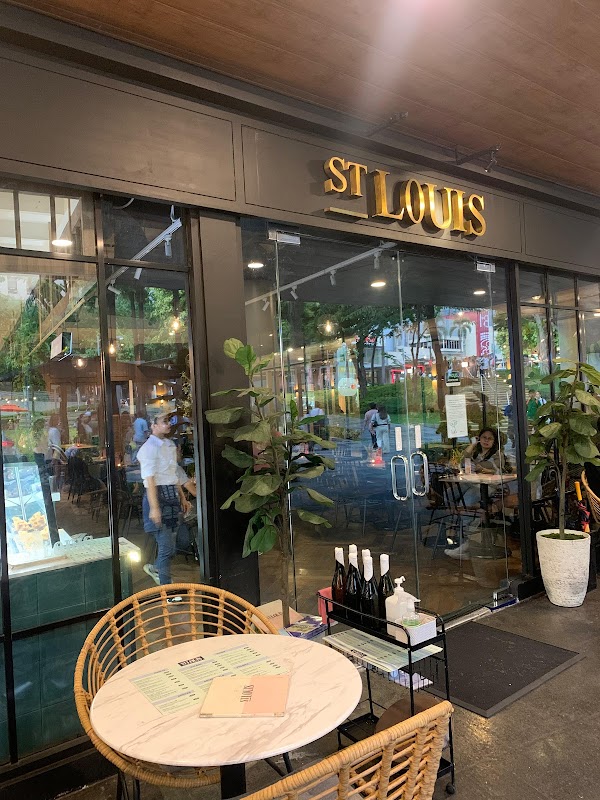 St. Louis Cafe BGC