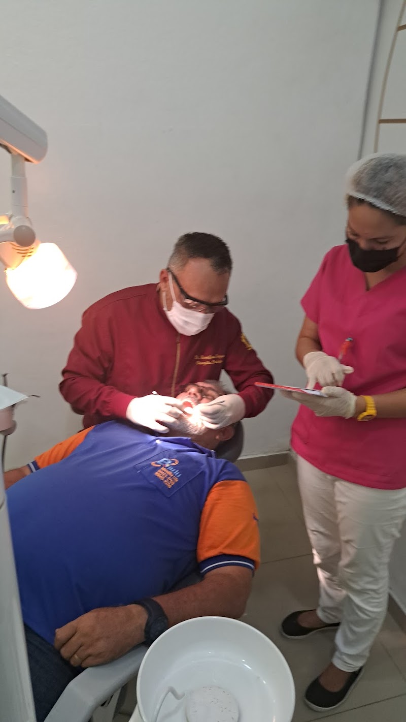 Dentista 24 horas - Dr. kermilson sarges - foto 5
