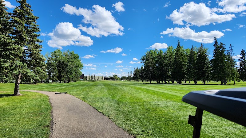 Derrick Golf and Winter Club Playroom Preschool photo 2