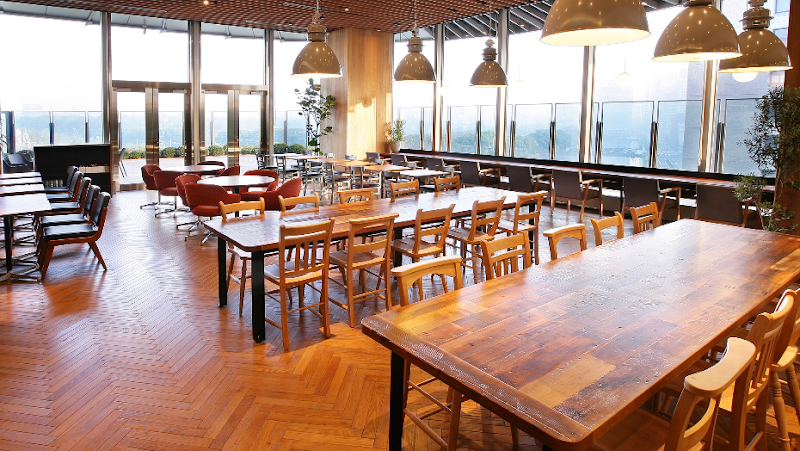 Q CAFE by Royal Garden Cafeの店内