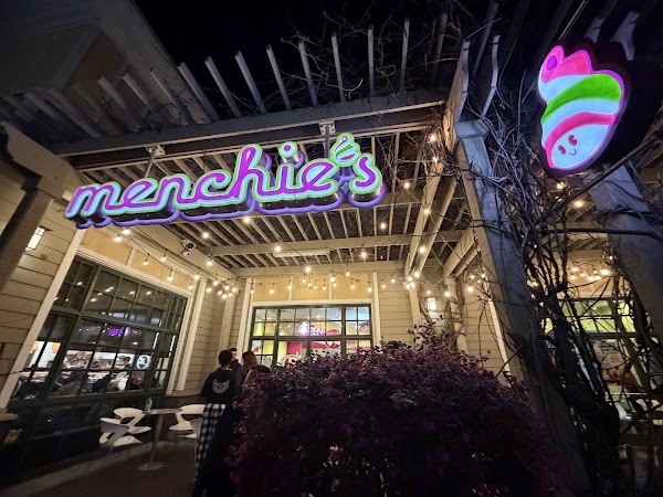 Menchie's Frozen Yogurt, 1200 El Camino Real Ste A3, Belmont, CA 94002, USA