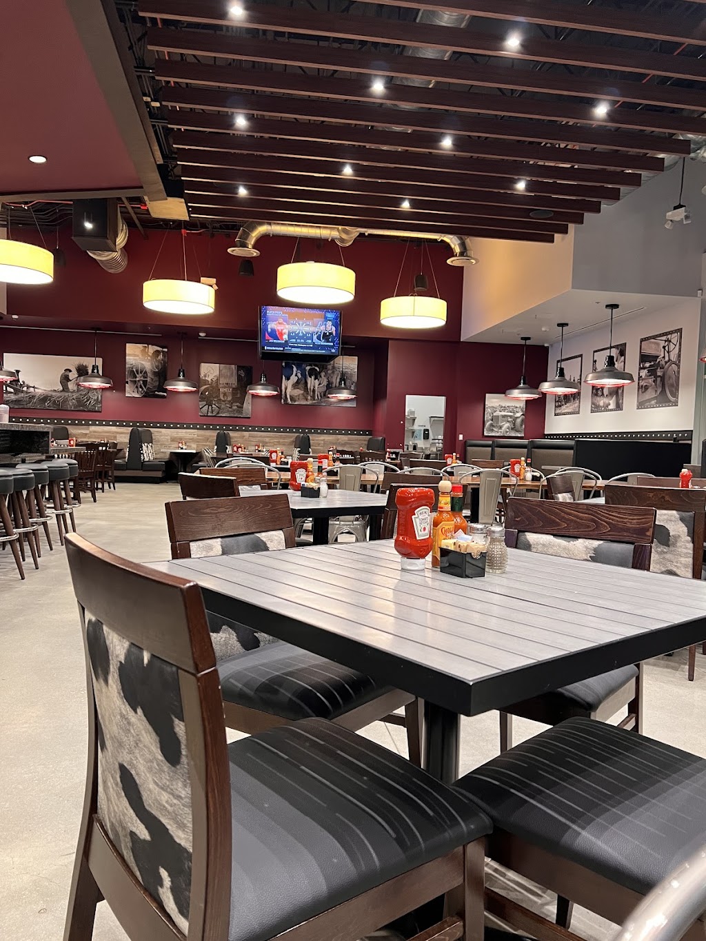 Hash House a Go Go at Flamingo Crossings Town Center