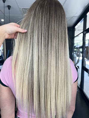 Lisa's Hair Design photo 3