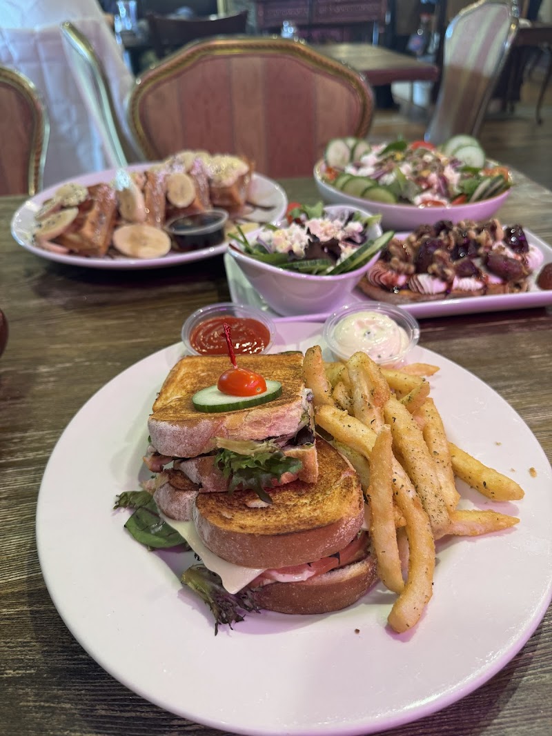 Pistachio Cafe photo 4