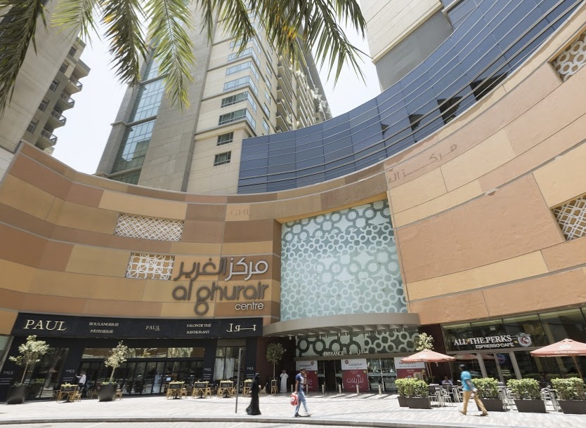 Dr. Mahaveer Mehta Dermatology center Dubai 4