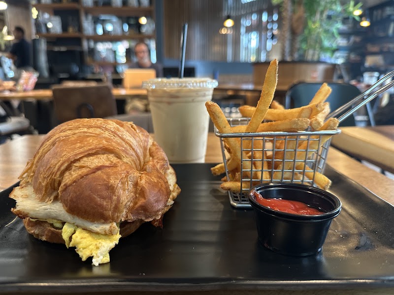 Black Lion Cafe Coffee & Pastry photo 3