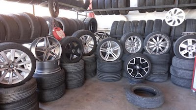 Kuşadası Halil Oto Lastik Satış ve Tamir - Oto Servisi