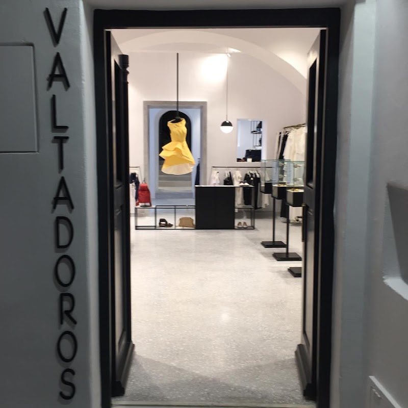 Paris Valtadoros (Mykonos Boutique)