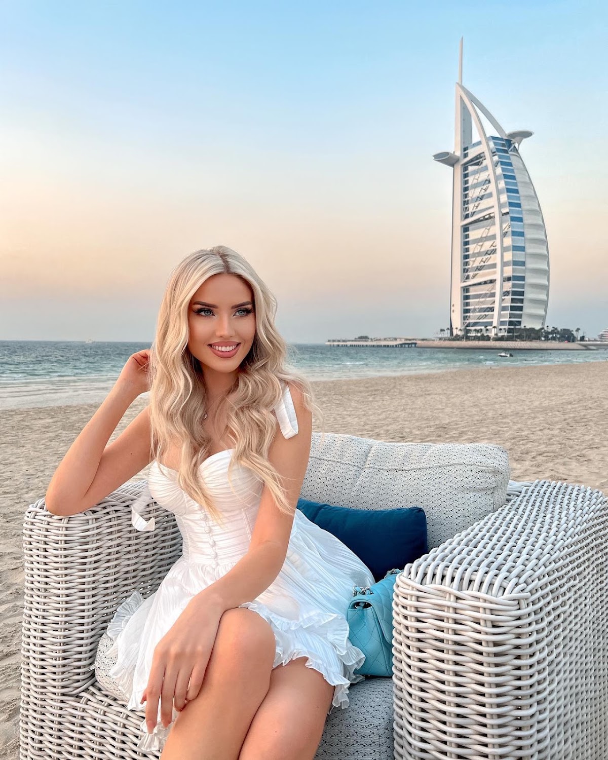 Massage Dubai Outcall Home service 2