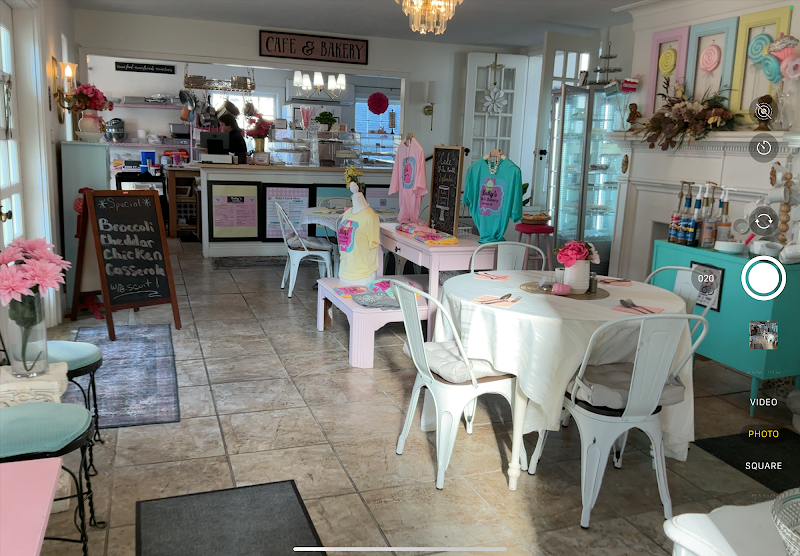 Ruby's Cafe & Bakery photo 1