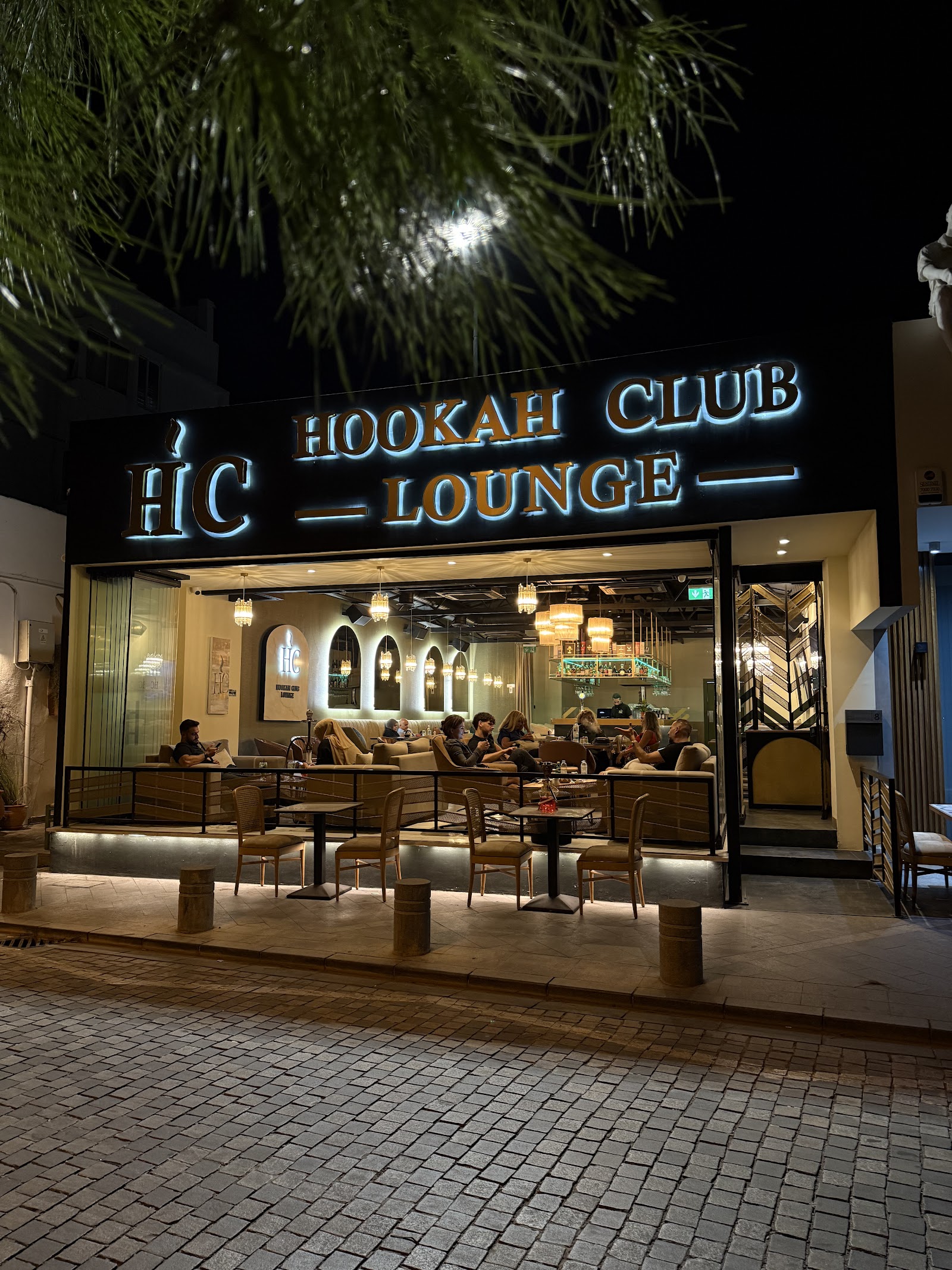 Hookah Club Lounge mekanı