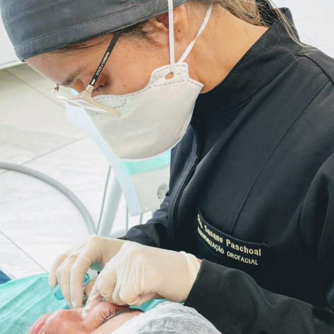 Dra. Susane Paschoal - Dentista Petrópolis, Harmonização Facial, Ortodontia, Clareamento Dental - foto 3