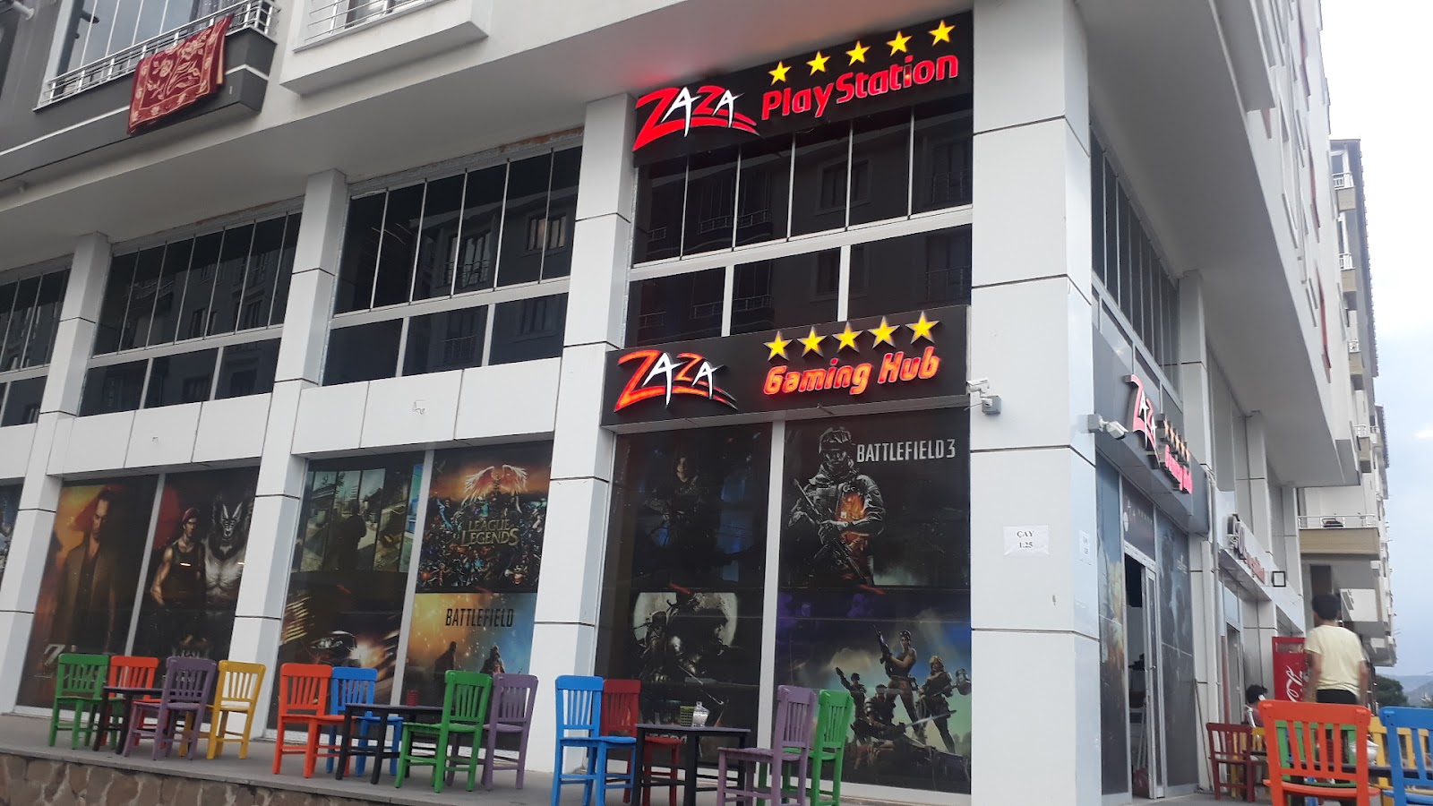 ZaZa Gaming Hub - İnternet & Playstation mekanı