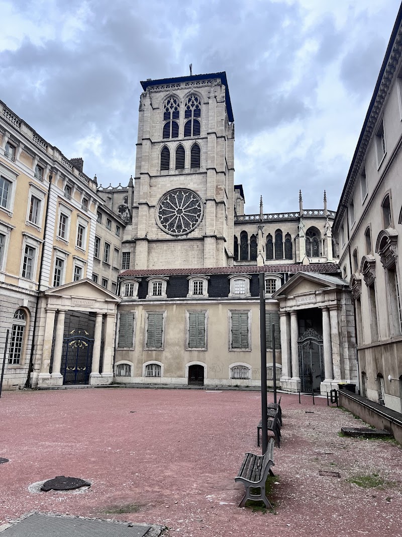 Bibliothèque Municipale du Vieux-Lyon