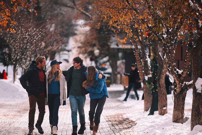 Aspen Collection photo 2