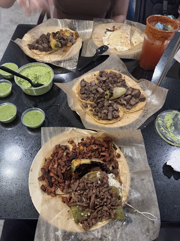 Tacos Los Cholos - Santa ana photo 1